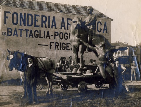 Foto storica della Fonderia Battaglia di Milano