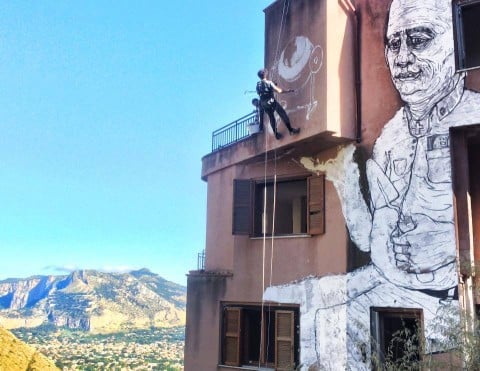 Uno dei murales a Pizzo Sella Art Village, Palermo