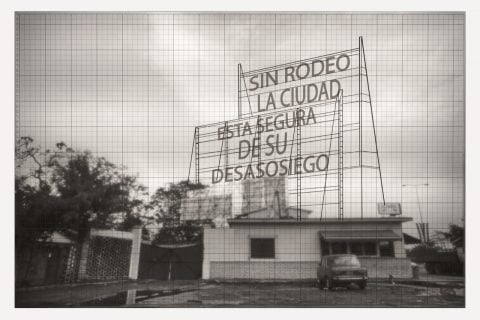 Carlos Garaicoa, Untitled (Malecon II), 2014. Díptico. Pins and threads on lambda photograph mounted and laminated in Gator Board, 125 x 160 cm each