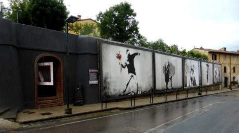 I pannelli dedicati a Banksy, a Cascine di Buti - foto iltirrenogeolocal.it