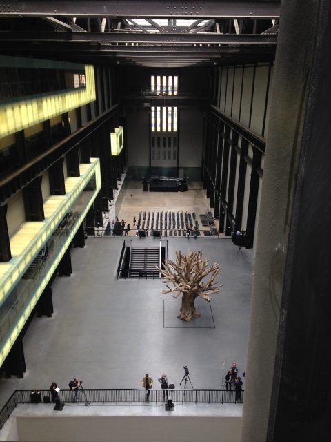 Tate Modern, Switch House, vista dell'allestimento