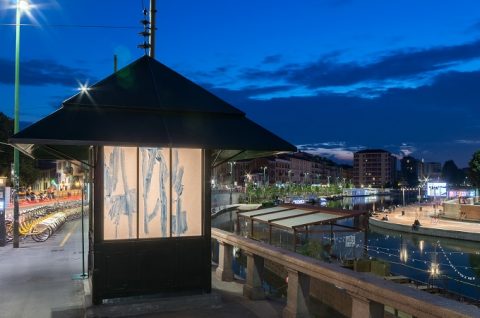 Vincenzo Simone - Ho visto il sole basso macchiato di errori, 2016 -  Edicola Radetzky Milano - photo Maurangelo Quagliarella