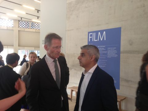 Tate Modern, inaugurazione dell'ala progettata da Herzog & deMeuron: Sir Nicolas Serota con Sadiq Khan