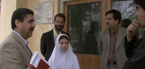 Ahmad Naser Sarmast nella sua scuola a Kabul