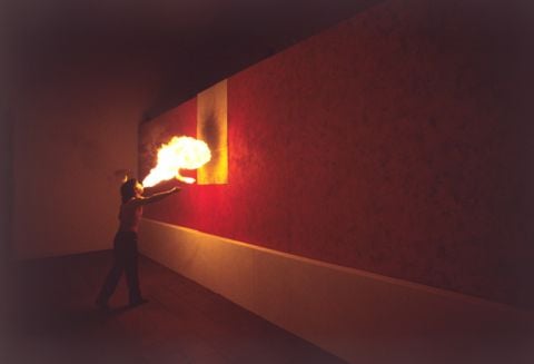 Pier Paolo Calzolari, Senza titolo (Mangiafuoco), 1980 - photo Giorgio Colombo, Bologna 1986