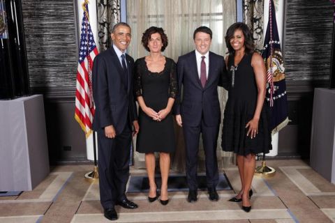 Barack e Michelle Obama con Matteo Renzi e Agnese Landini - Ansa/Official White House Photo by Lawrence Jackson