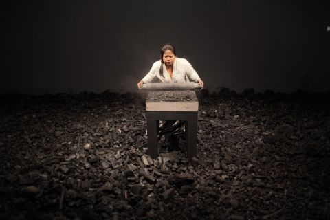 Melati Suryodarmo, I’m a ghost in my own house, 2012, still da video