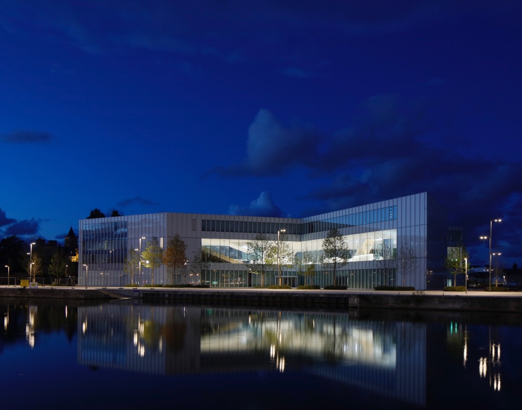 OMA, Bibliothèque Alexis de Tocqueville, Caen © Philippe Ruault