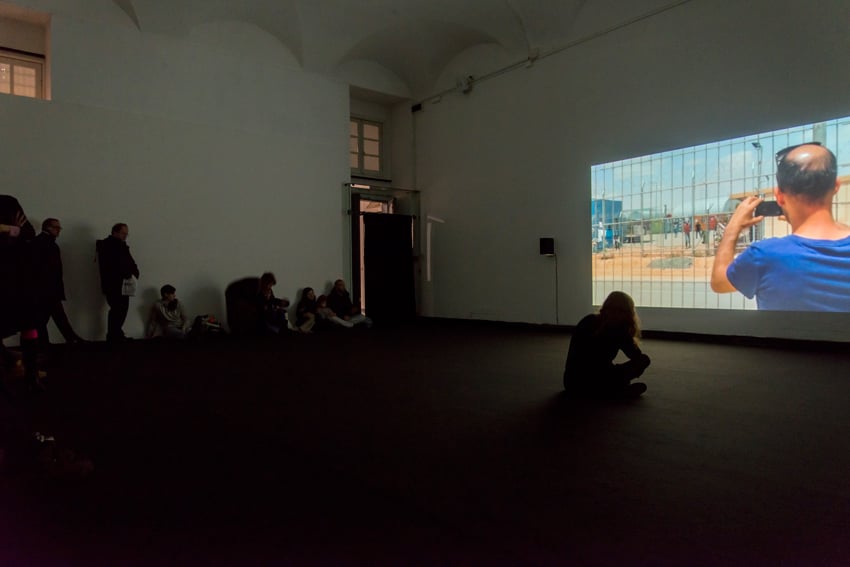 Guy Ben-Ner – Escape Artists, exhibition view at Pinksummer, Genova, photo Alice Moschin