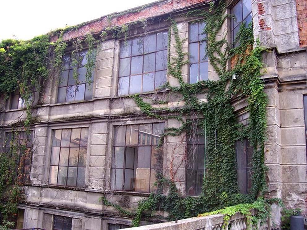 La Casa degli Artisti di Milano, in stato d'abbandono