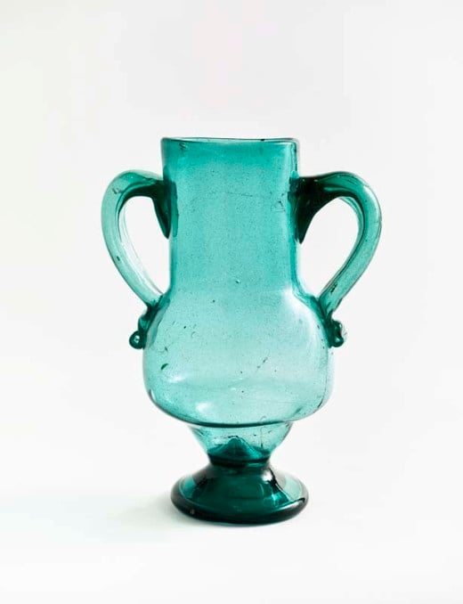 Vase, Andalusia, Spain, Early 20th century. Blown glass, Musée Matisse, Nice. Former collection of Henri Matisse. Bequest of Madame Henri Matisse, 1960, 63.2.195. Photo © François Fernadez, Nice.