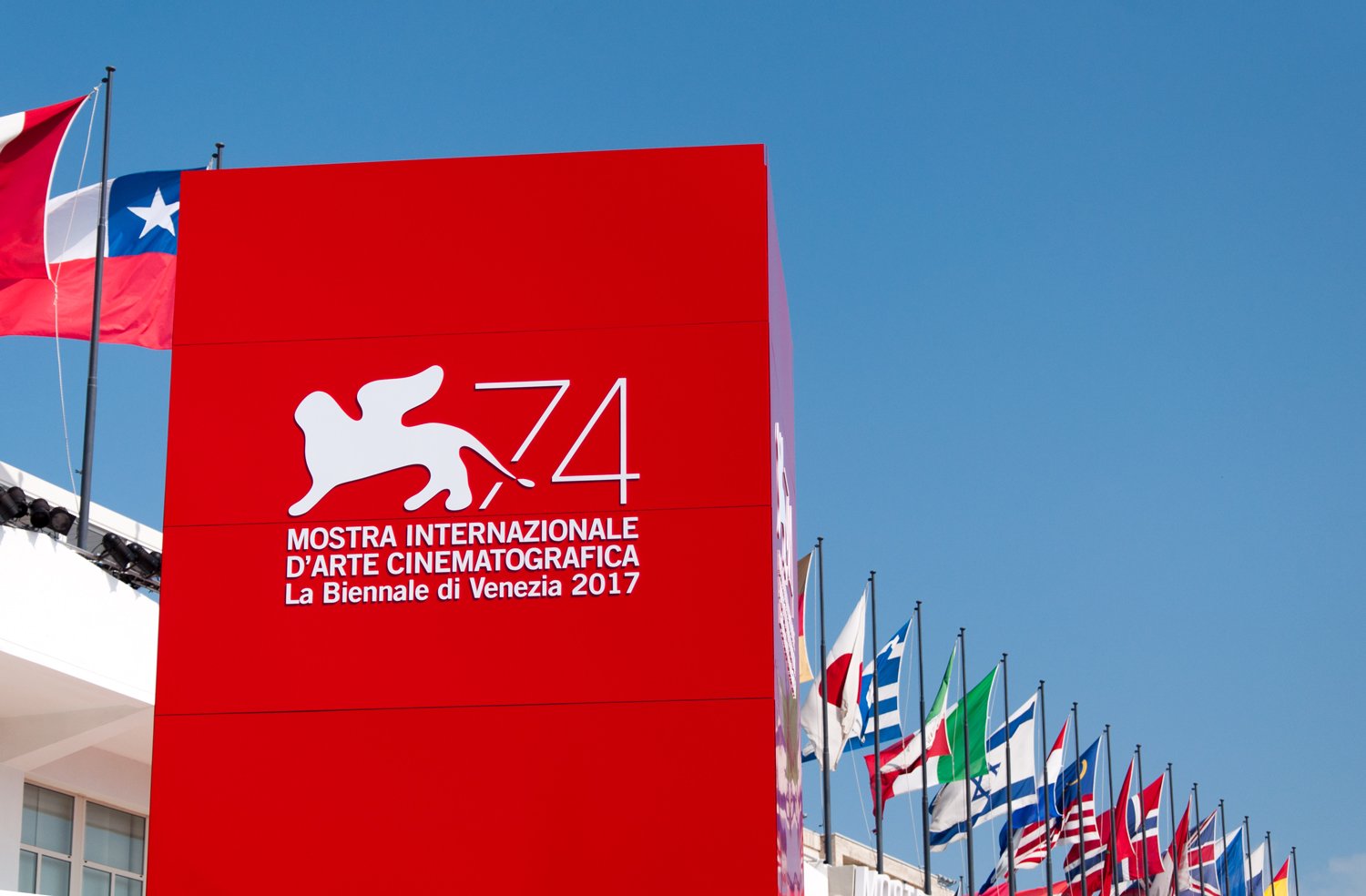 Venezia 74, ph. Irene Fanizza_logo 3