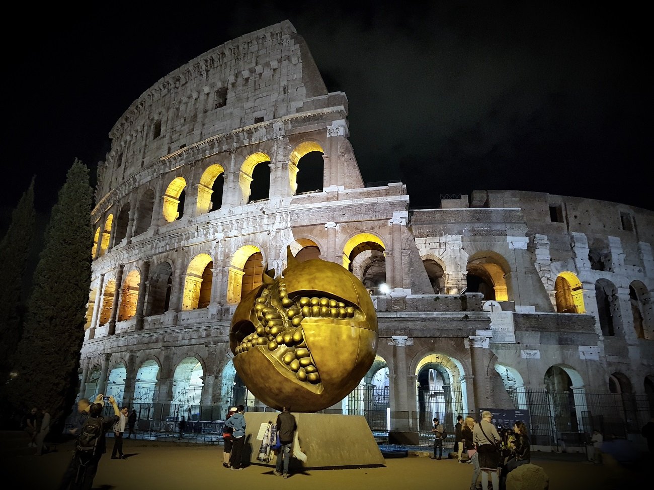 Giuseppe Carta, Germinazione. Roma, Colosseo, 2017