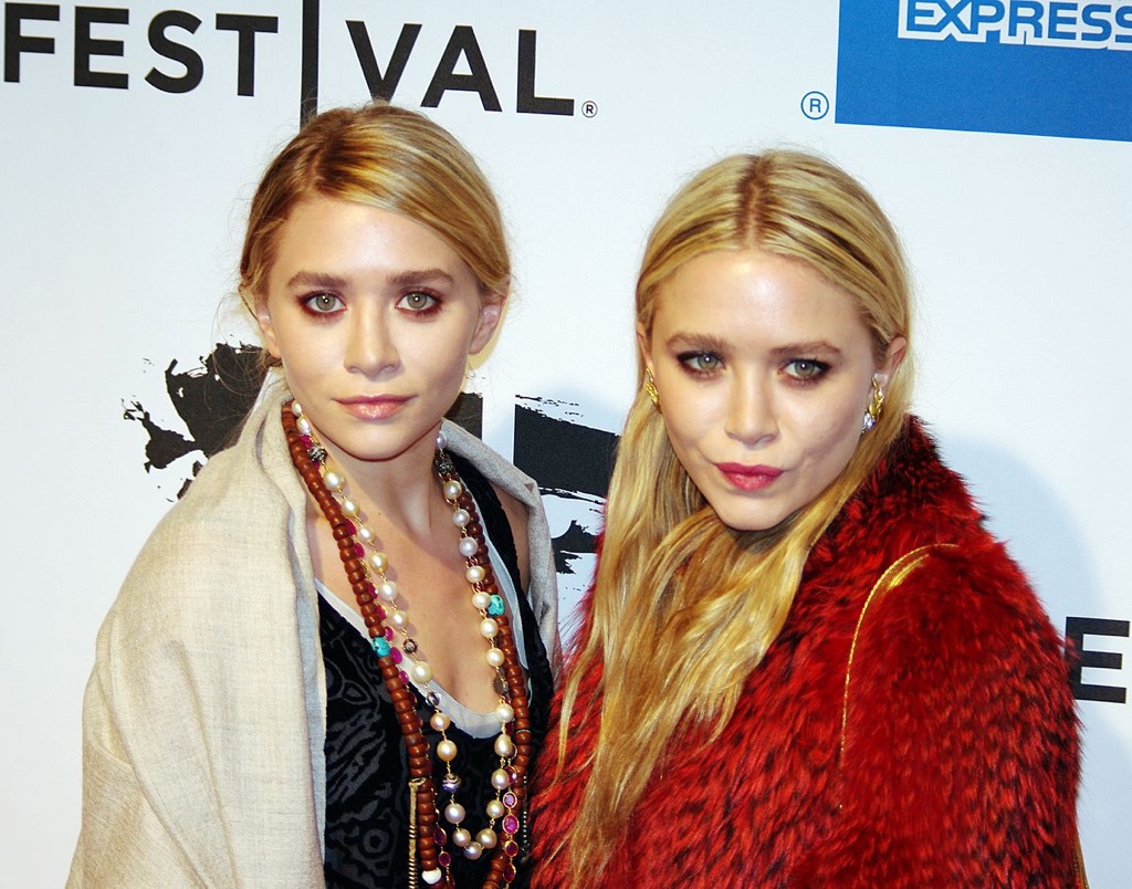 Ashley e Mary Kate Olsen nel 2011