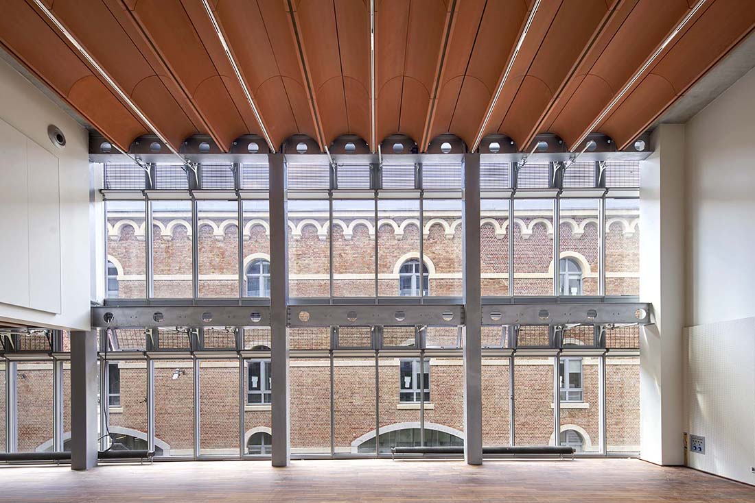 Renzo Piano Workshop Building, Citadel University Campus, Amiens, France ©Michel Denancé
