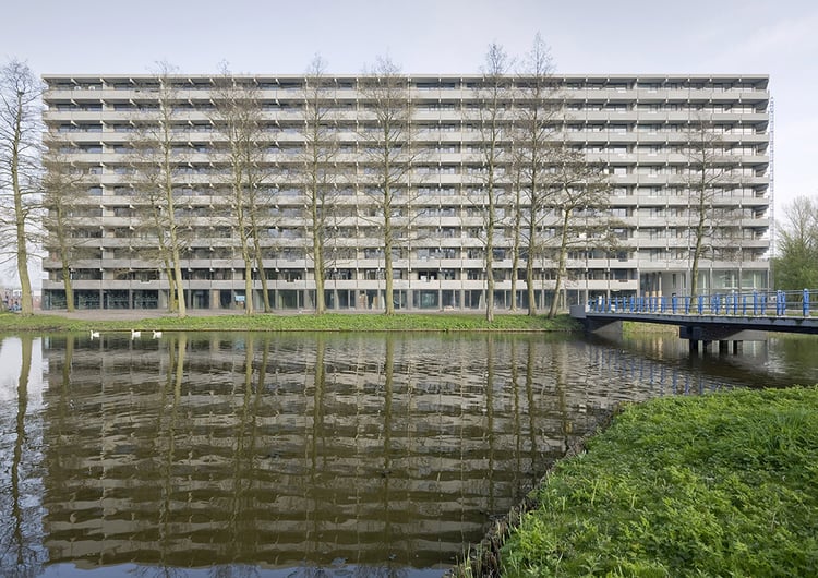 deFlat Kleiburg, NL Architects e XVW architectuur, Amsterdam. Foto Marcel van der Brug.