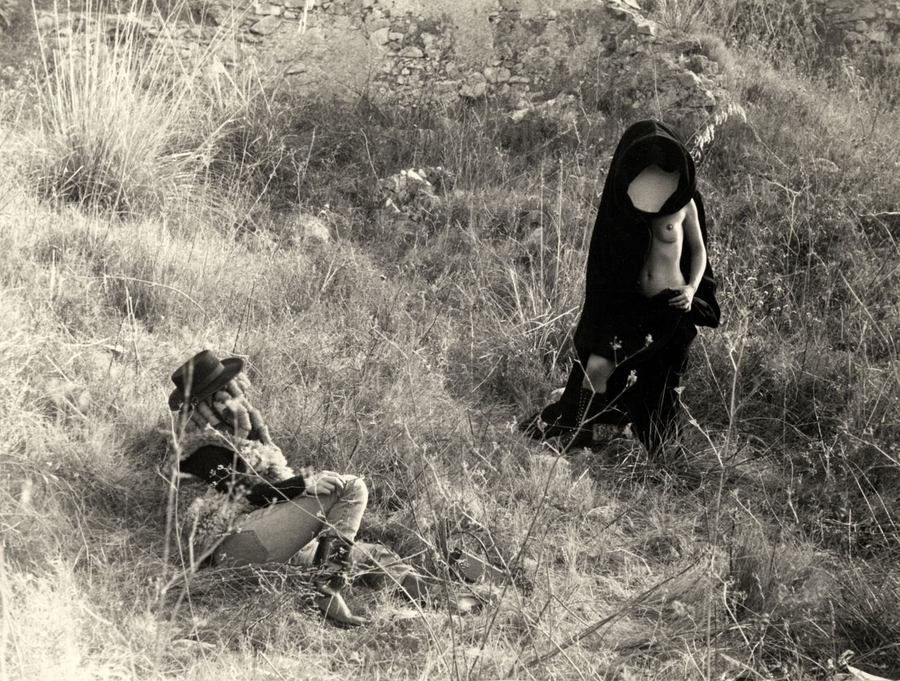 Alberto Grifi, Vigilando reprimere (1972). Still da film