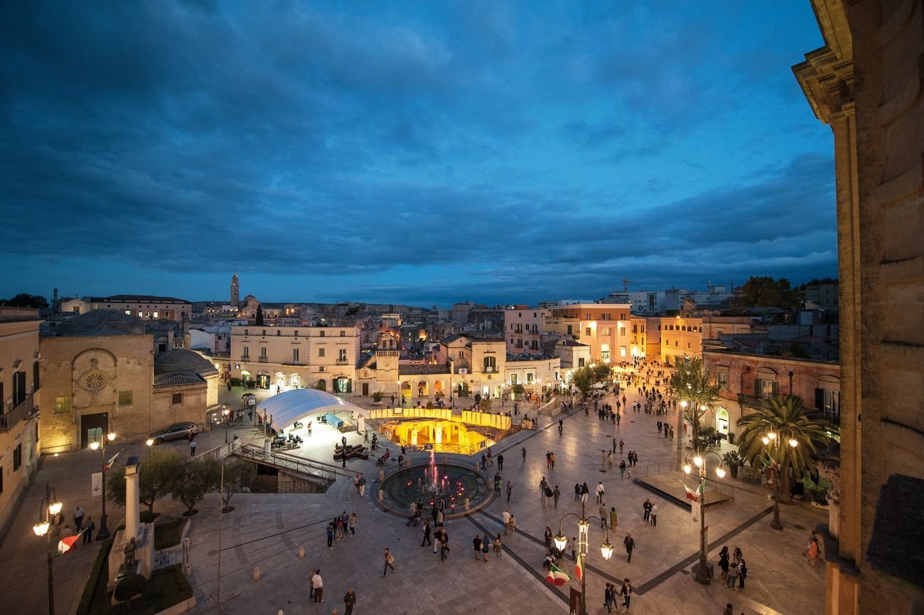 Matera, piazza Vittorio Veneto. Photo Nico Colucci