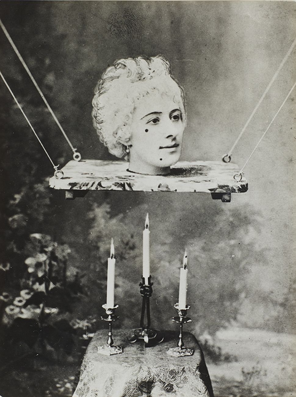 Fotogramma di presentazione del film di Georges Méliès “La source enchantée”, 1890 ca. Collezione Tony Oursler
