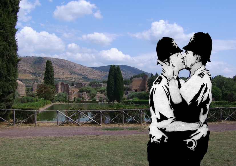 Banksy, Kissing cops (sul Pecile)