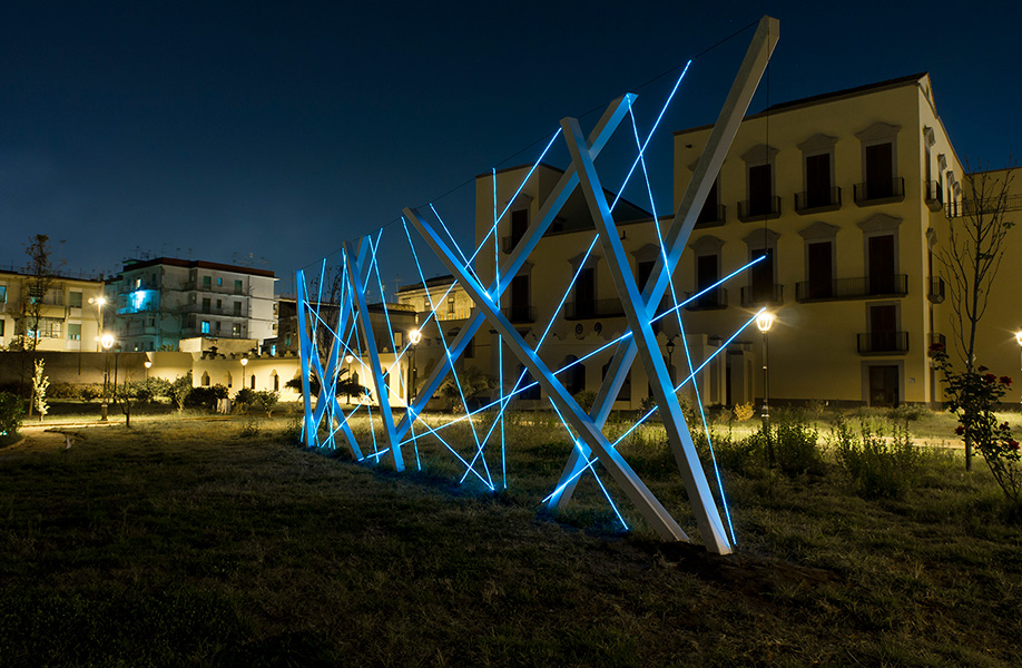 Bianco Valente, Frequenza fondamentale, 2012. Villa Mascolo, Portici. Courtesy gli artisti