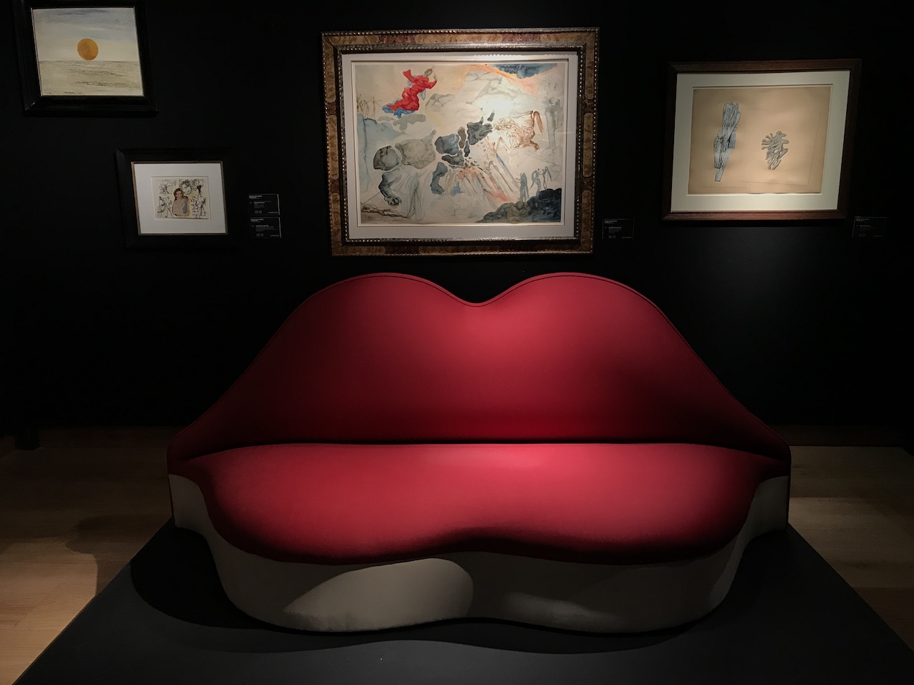 Il divano di Salvador Dalì nella preview da Christie's