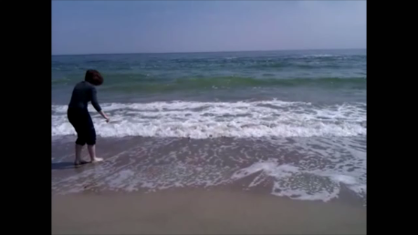 La Ragazza e il mare Oleh Hei