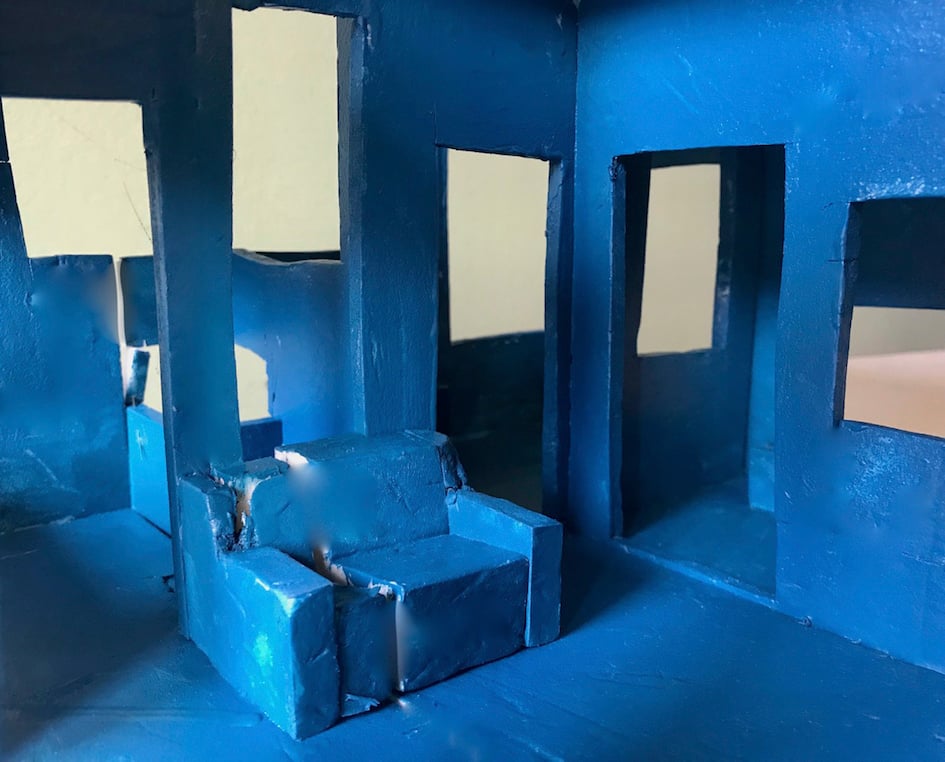 Krijn De Koning, Rendering del progetto Opera per Alcantara (Sedia blu) (Work for Alcantara, Blue chair) per la mostra Nove viaggi nel tempo, Palazzo Reale