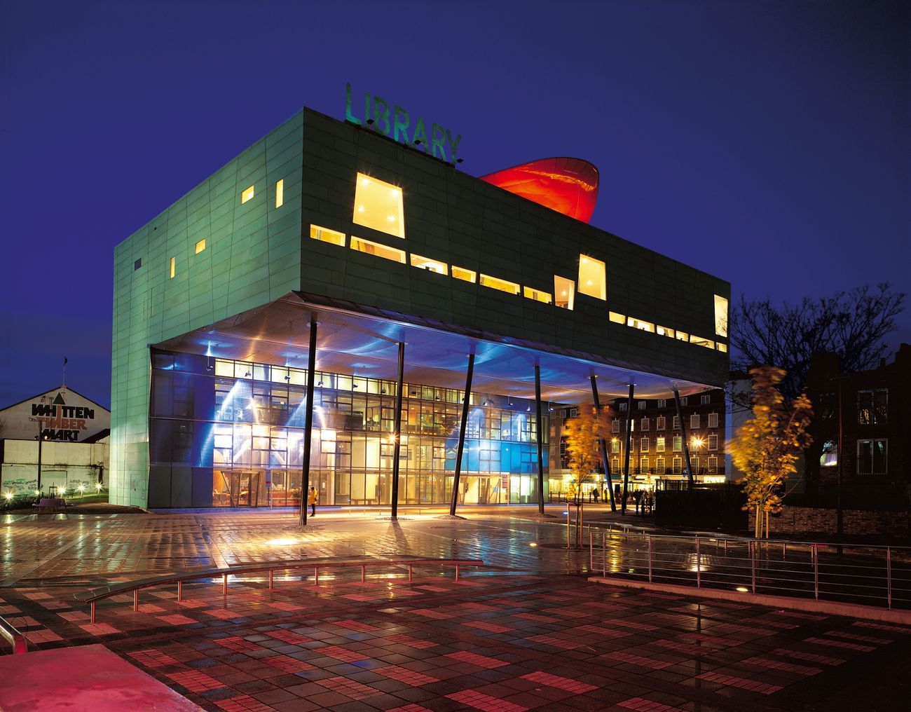 Alsop & Störmer, Peckham Library, Londra, 1999. Photo Roderick Coyne