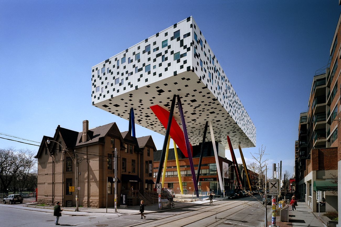 Alsop aLL Design, Sharp Centre For Design, Toronto, 2004. Photo Richard Johnson