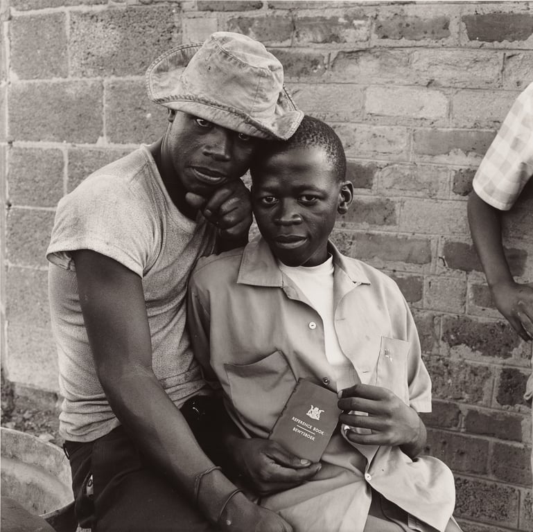 David Goldblatt, Young Men with dompas, White City, Jabavu, Soweto, 1972