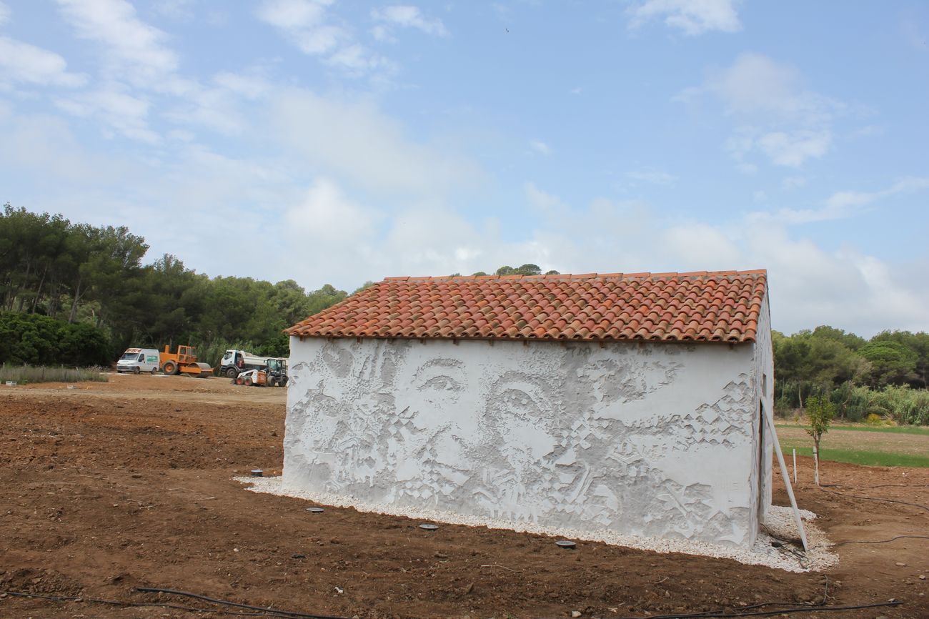 Fondation Carmignac. Alexandre Farto aka Vhils. Photo © Giorgia Basili