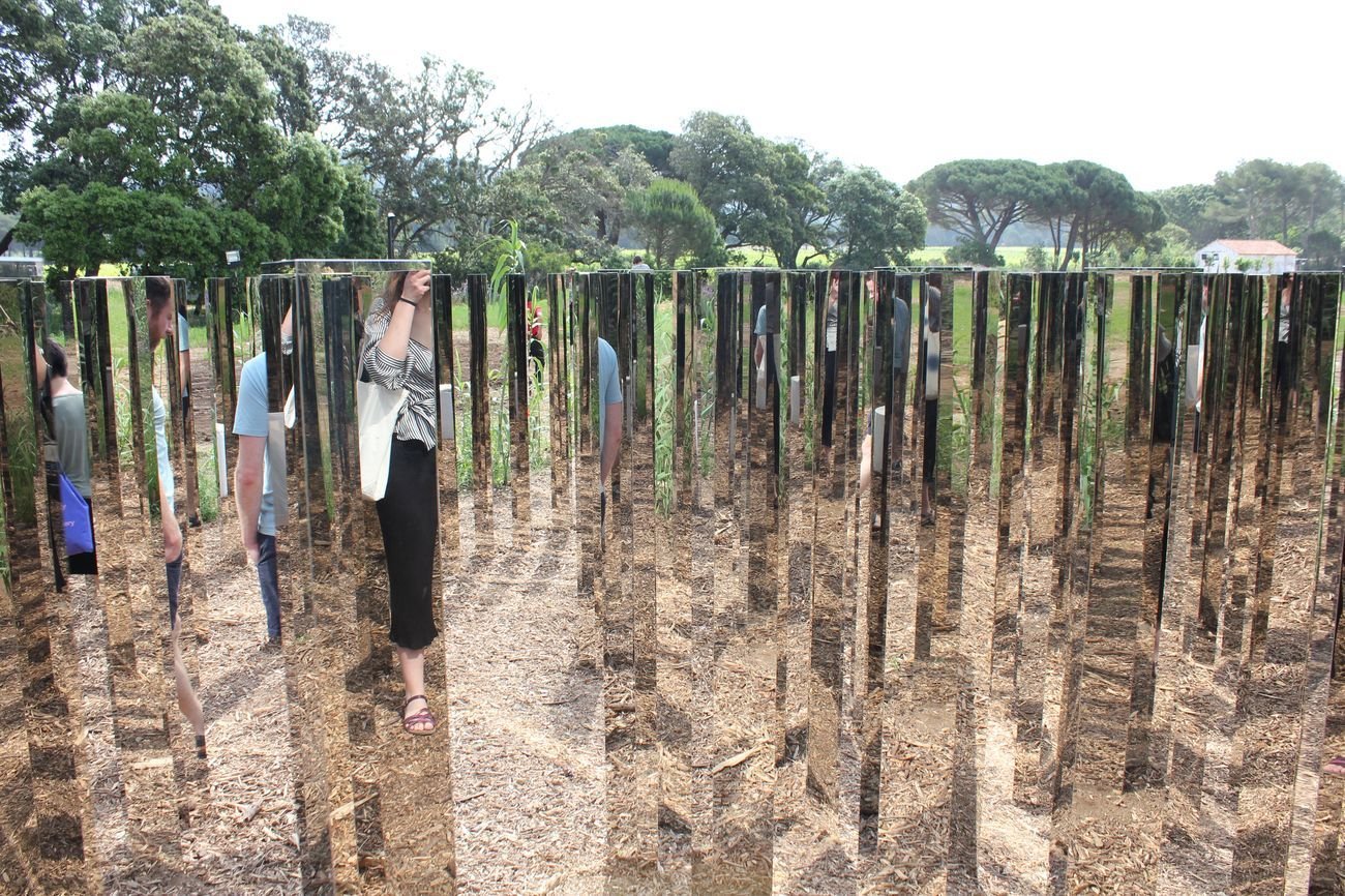 Fondation Carmignac. Jeppe Hein, Path of Emotions. Photo © Giorgia Basili