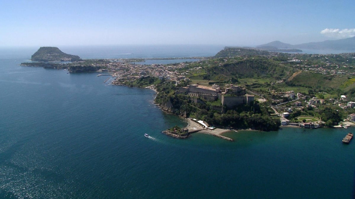 Castello-Museo archeologico di Cuma