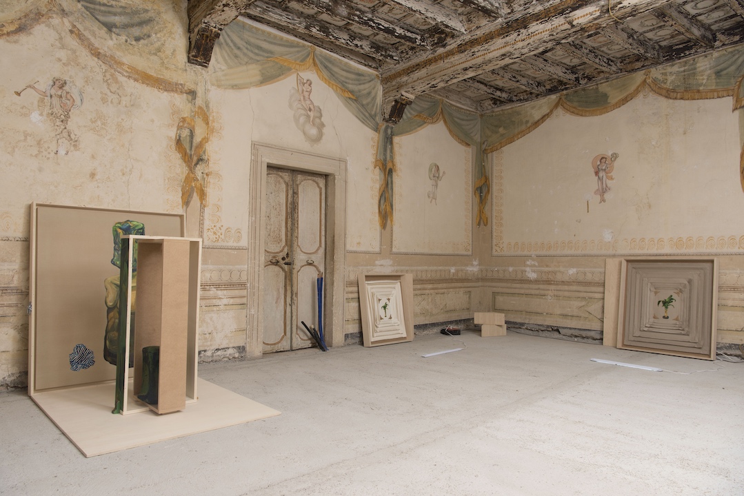 Matteo Fato, Straperetana 2017, installation view at Palazzo Maccafani Pereto (AQ) photo credit Giorgio Benni