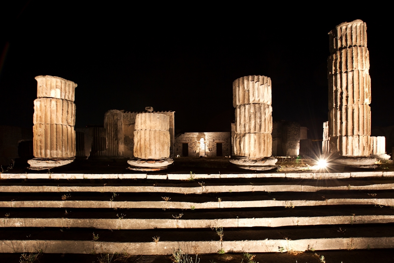 Pompei di notte 