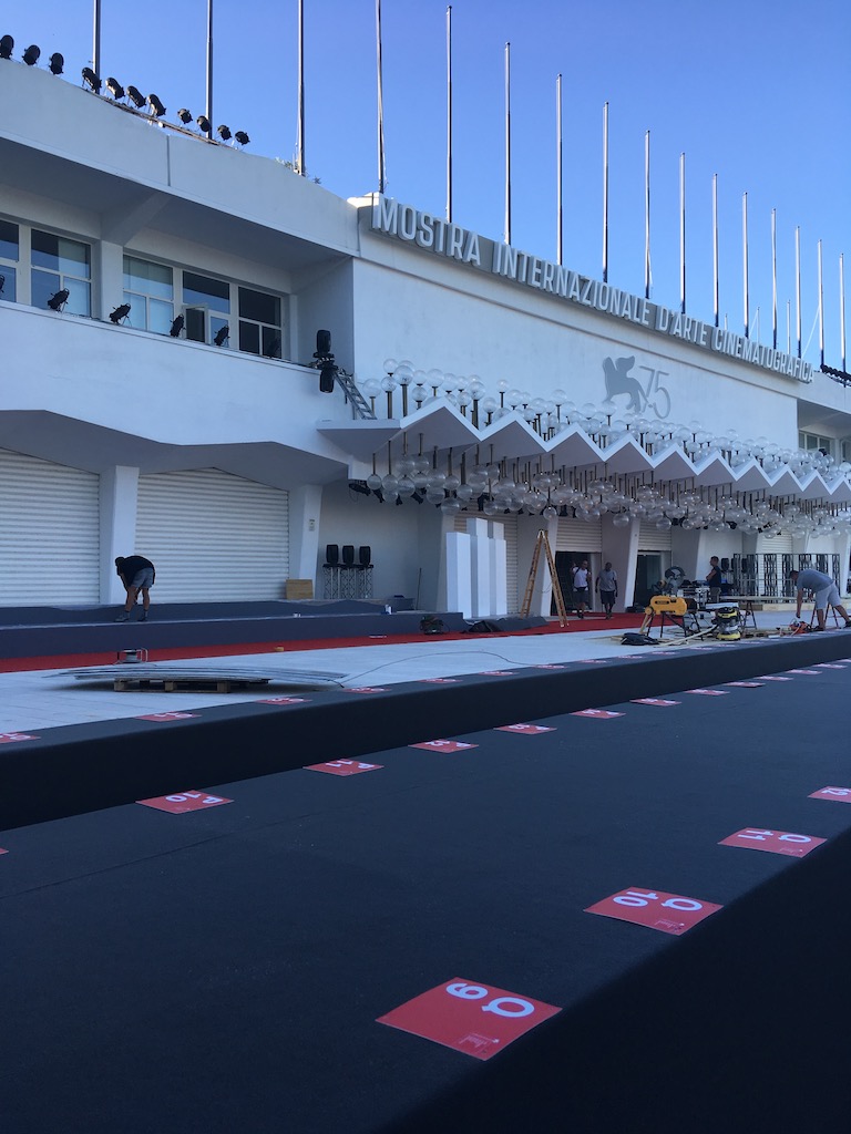 Venezia 75, allestimento red carpet