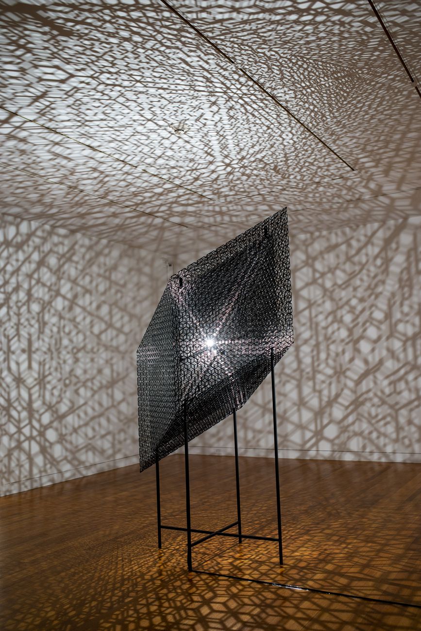 Conrad Shawcross. MATRIX 179. Installation view at Wadsworth Atheneum Museum of Art, 2018. Photo Allen Phillips, Wadsworth Atheneum