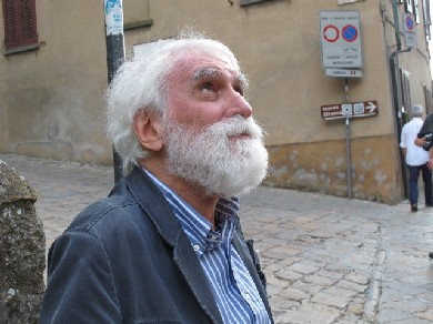 Un gigante del teatro italiano. A Milano è morto il critico Franco Quadri