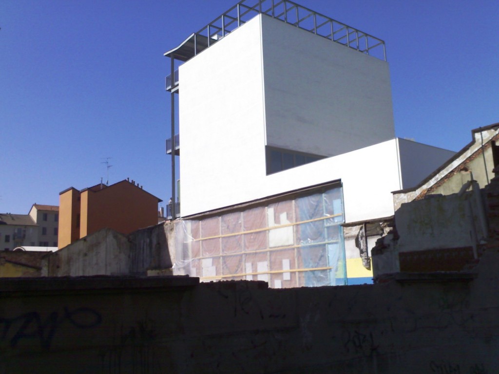 Lia Rumma & Maria Pia Incutti fanno a chi ce l’ha più alta, la torre. Le foto dal cantiere della Fondazione Plart