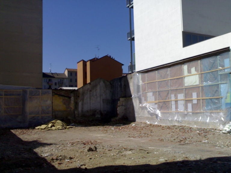 255 Lia Rumma & Maria Pia Incutti fanno a chi ce l’ha più alta, la torre. Le foto dal cantiere della Fondazione Plart