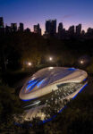 544 Moda, arte e architettura in giro per il mondo. Ecco il Mobile Art Pavillion di Zaha Hadid per Chanel