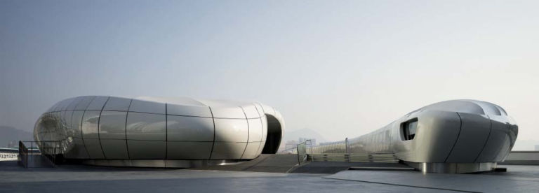 5 Photo by Virgile Simon Bertrand Moda, arte e architettura in giro per il mondo. Ecco il Mobile Art Pavillion di Zaha Hadid per Chanel