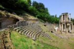 Teatro Romano Alla volta di Volterra. Musei per tutte le tasche, dagli Etruschi a Luca Signorelli…