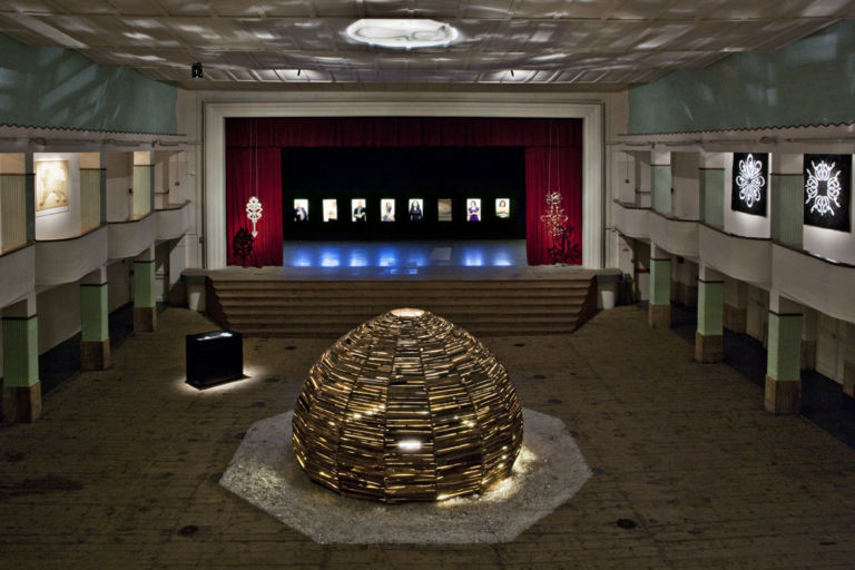 Moataz Nasr, The other side of the mirror 2011, exhibition view Galleria Continua, San Gimignano - Courtesy Galleria Continua - Photo Ela Bialkowska