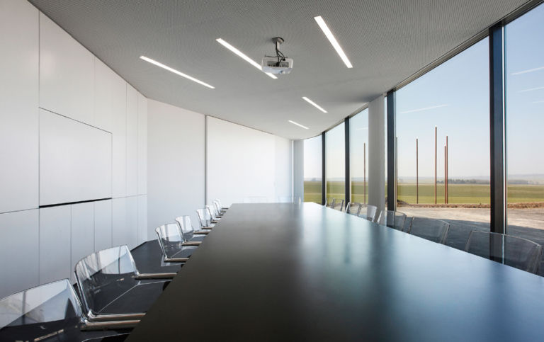 86 Quando le esigenze “green” si sposano con la sostanza architettonica. In Francia l’archivio EDF by LAN Architecture