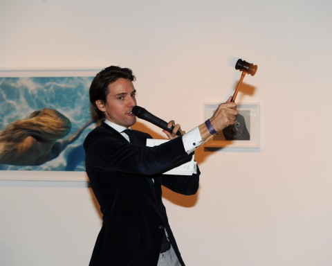 Alexander Gilkes Le fiere si stanno trasformando in qualcosa di virtuale? E il 2011 è l’anno che certifica questa tendenza? Dopo Vip Art Fair e in attesa di Art.sy, ecco Paddle 8