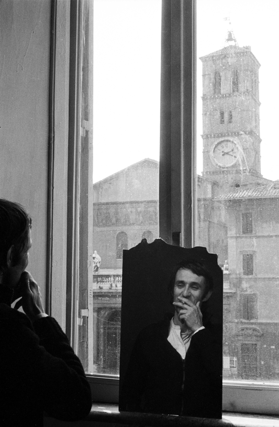 Alighiero Boetti Roma © Gianfranco Gorgoni New York Boetti Day, a Torino in campo Artissima e la Fondazione Trussardi. Ma Artribune arriva prima, con tre foto inedite…