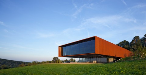 Celtic Museum photo by Werner Huthmacher 1 L’archistar protagonista? Roba vecchia. Profilo basso per il Celtic Museum, in Germania…