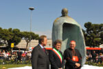 Oliviero Rainaldi Beato Giovanni Paolo II 6 Giù i veli: è del Beato Giovanni Paolo II la statua romana di Oliviero Rainaldi, ecco la fotocronaca…